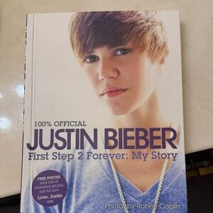 Justin Bieber Book - First Step 2 Forever
